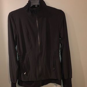 lululemon sights seen jacket review